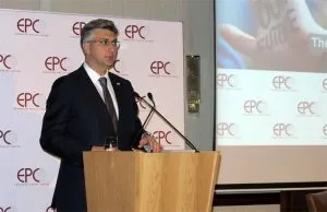 Пленковиќ: Две држави ѝ одземаа на Македонија 21 година од приближувањето до ЕУ