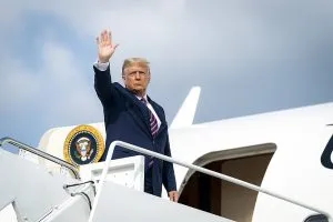 Трамп го сменил авионот по самитот на НАТО во Анкара поради можна закана од Иран